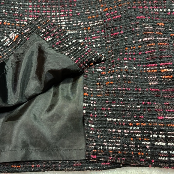 EUC Ann Taylor Loft Size 6 Textured Lined Skirt - Picture 6 of 6